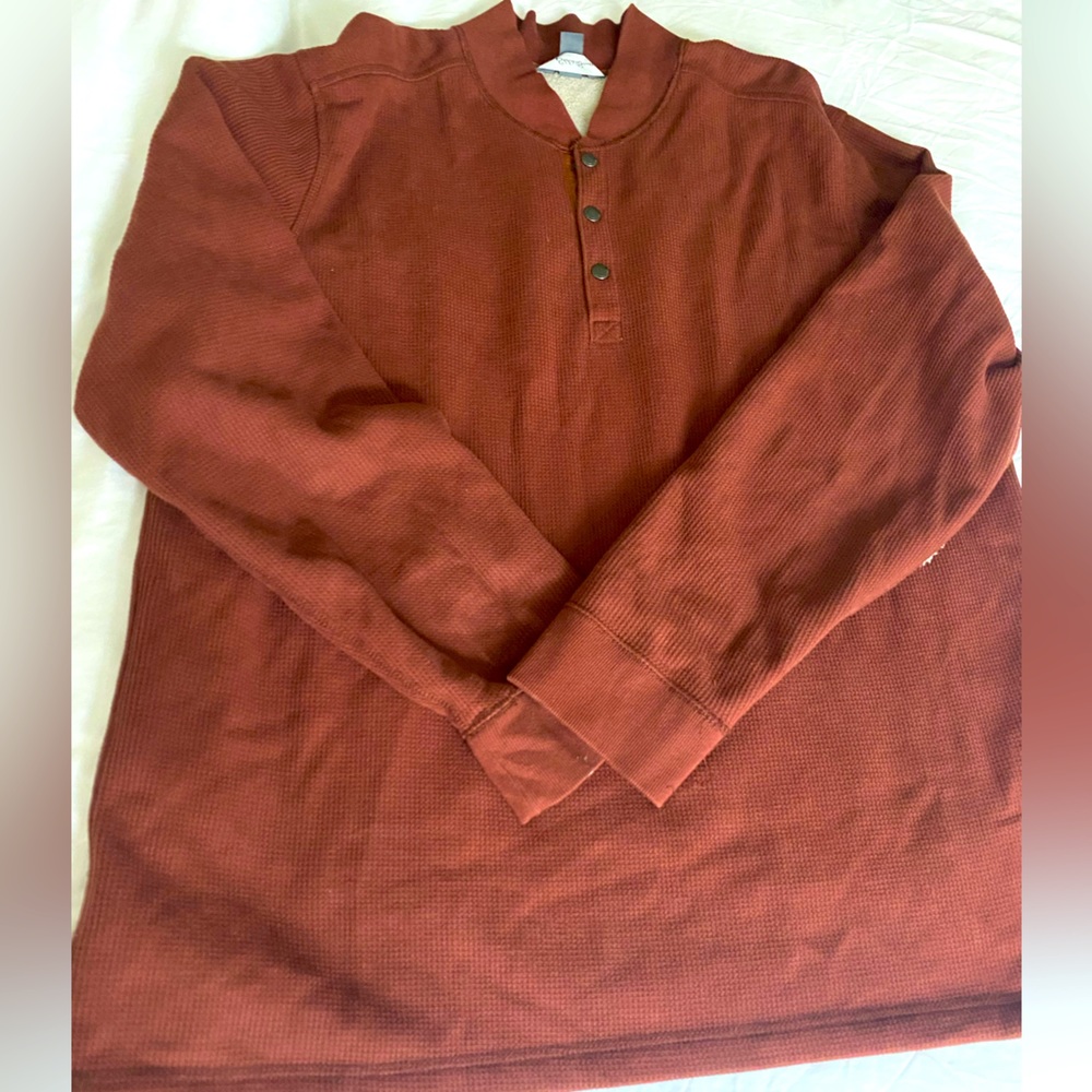 Men’s “Eddie Bauer” long sleeve insulated Henley shirt.